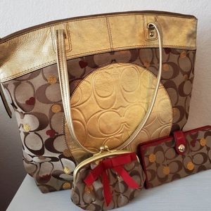 Coach Canvas Tote w/ matching coin purse & wallet